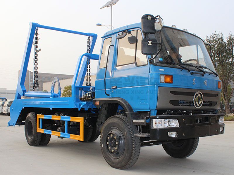 東風(fēng)145擺臂垃圾車(chē)