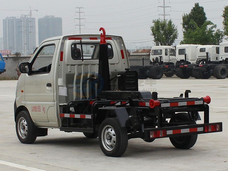 長安勾臂垃圾車