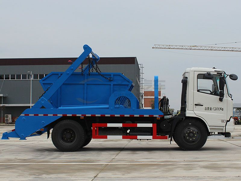 東風天錦擺臂垃圾車
