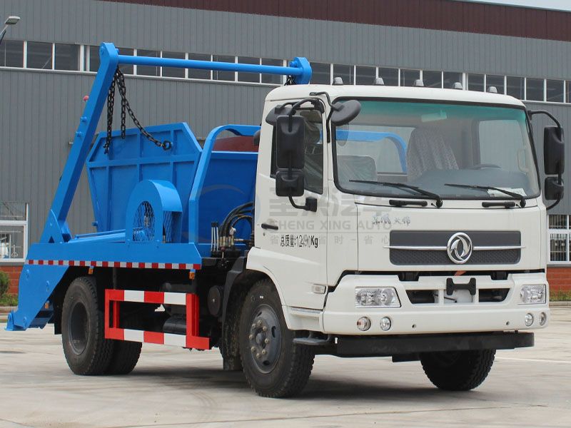 東風(fēng)天錦擺臂垃圾車(chē)