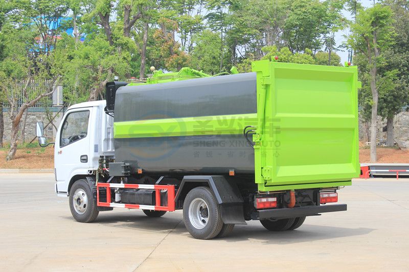 藍牌7.5方東風多利卡壓縮式掛桶垃圾車