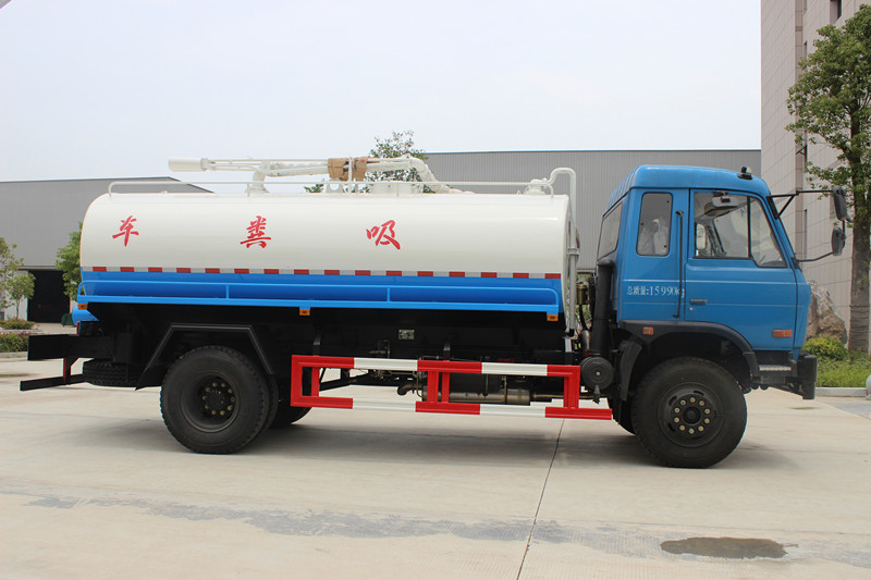 東風153型10方吸糞車