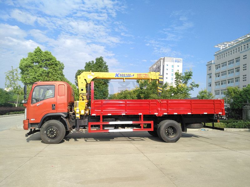 東風御虎4噸隨車吊