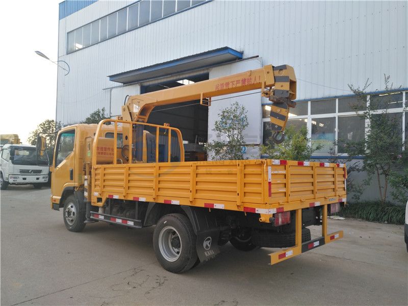 凱馬2噸隨車吊