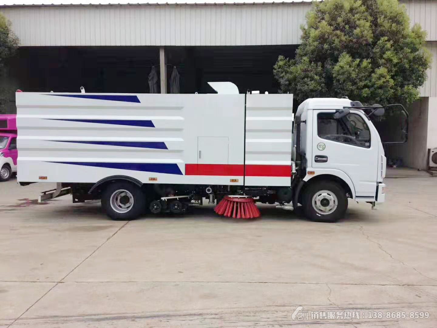東風大多利卡5+4.5方洗掃車