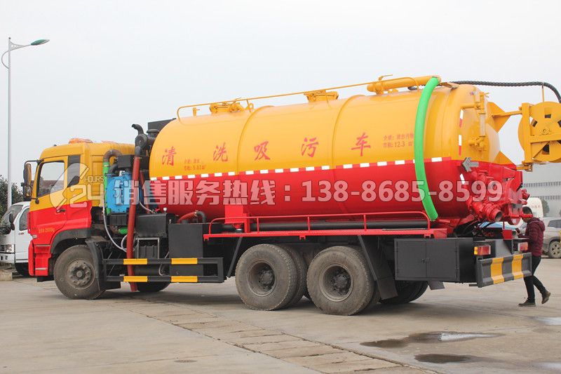 東風天龍后雙橋清洗吸污車18-22方