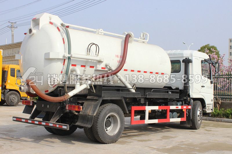 聯合重卡10.0方吸污車