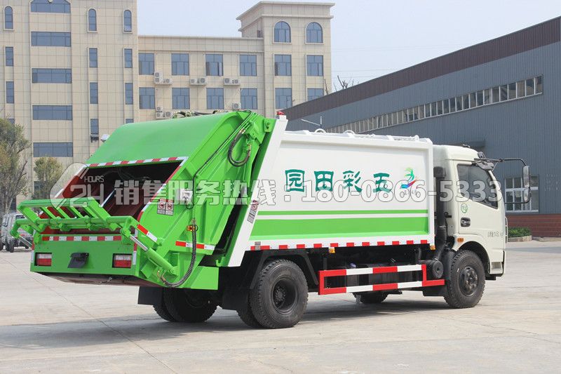 東風多利卡D7后裝8方壓縮垃圾車