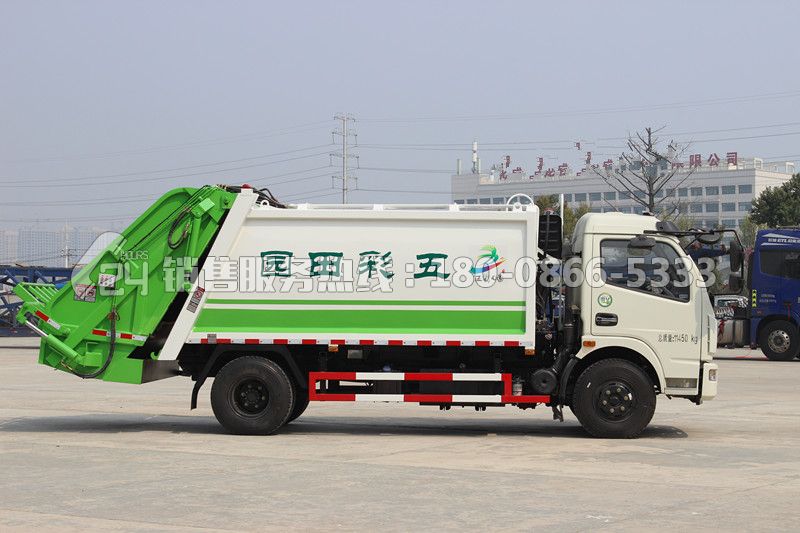 東風多利卡D7后裝8方壓縮垃圾車