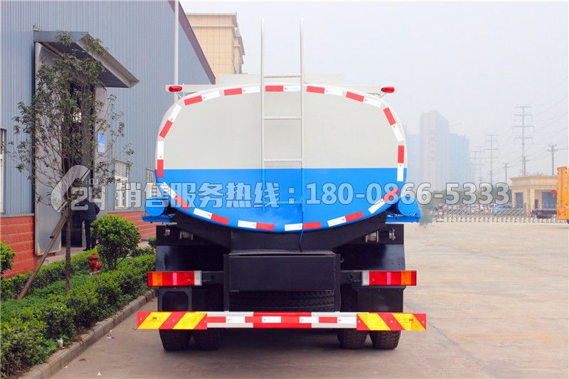 東風天龍前四后八灑水車25立方