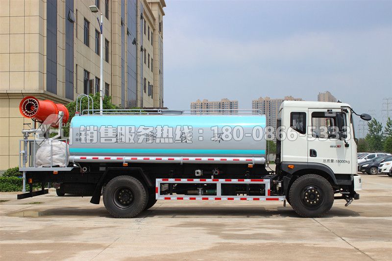 東風專用T3型12方灑水車-30米霧炮