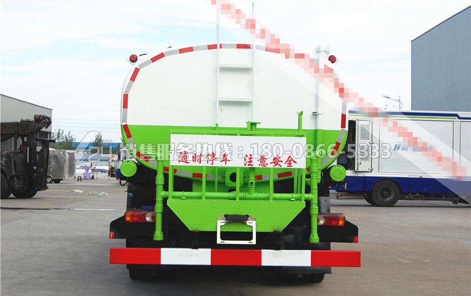 東風(fēng)專用D913后雙橋灑水車20立方