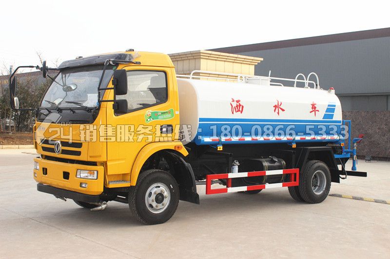 東風特商灑水車8方