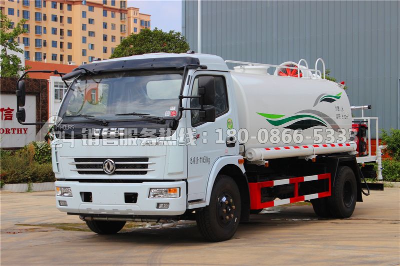 東風多利卡D7灑水車8方-帶30米霧炮機