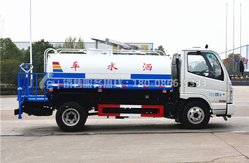 凱馬福運來5方灑水車