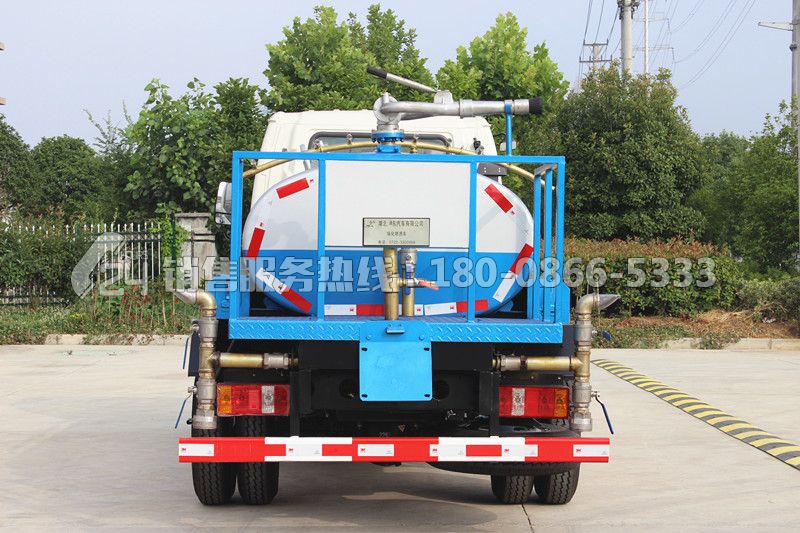 藍牌凱馬2方灑水車