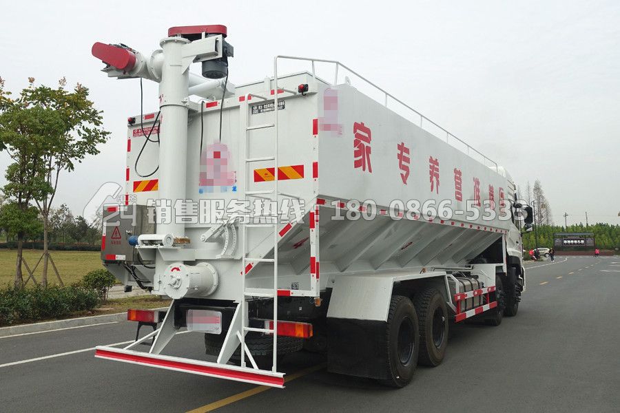 東風天龍前四后八40方飼料運輸車