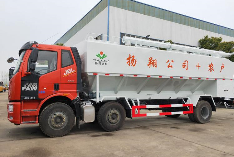 解放J6前四后四散裝飼料運輸車30方