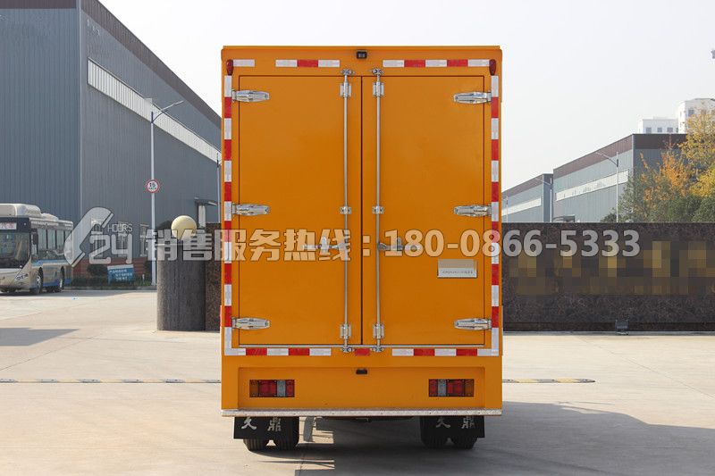 江鈴順達(dá)移動(dòng)電源車(chē)