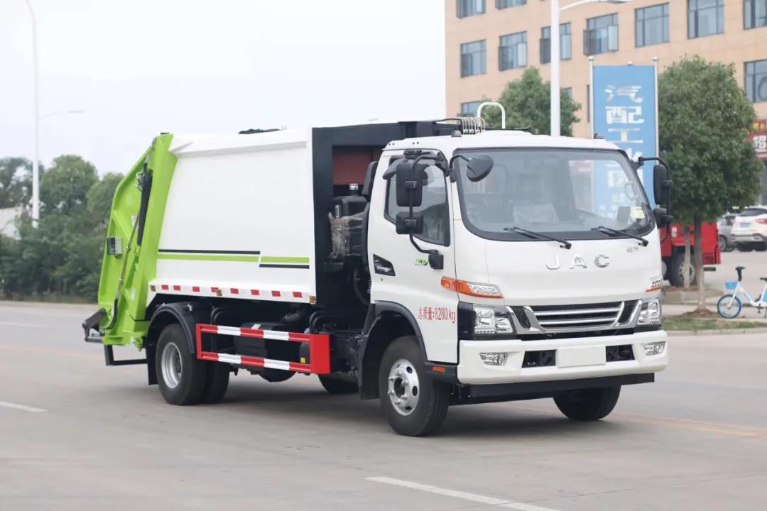 國六-江淮駿鈴V7后裝壓縮式垃圾車8方