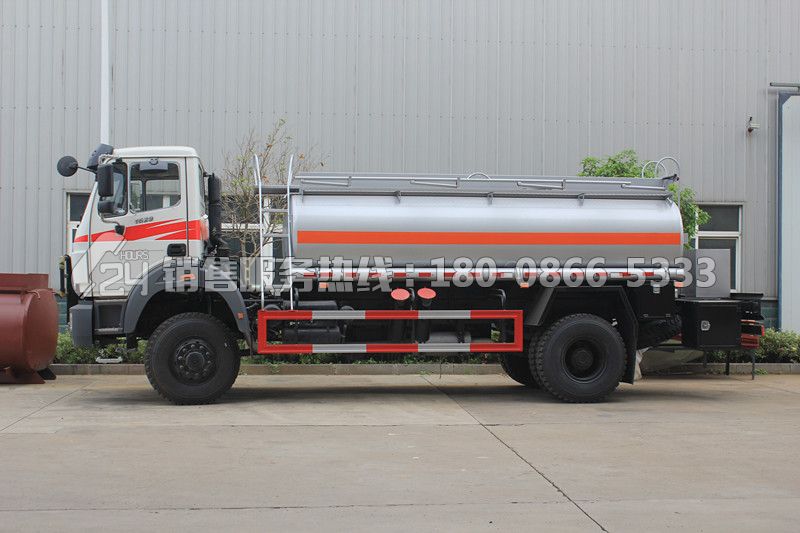北奔油罐車(chē)