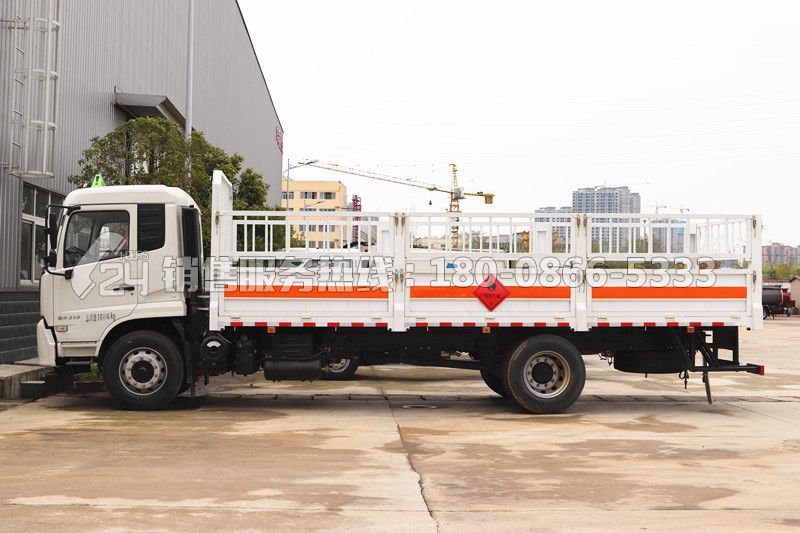 國六-東風天錦氣瓶運輸車