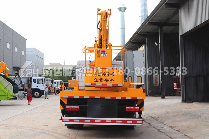 東風(fēng)多利卡D9 22米高空作業(yè)車