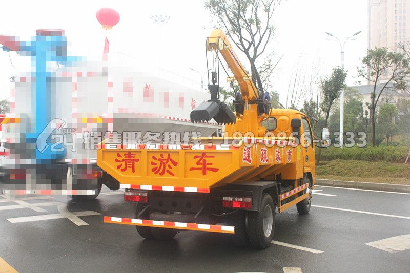 東風多利卡D6清淤車