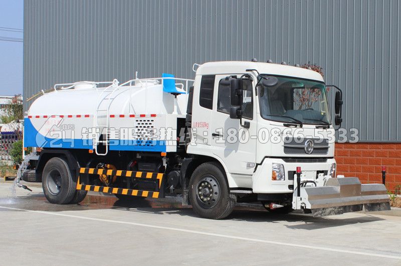 東風天錦清洗車