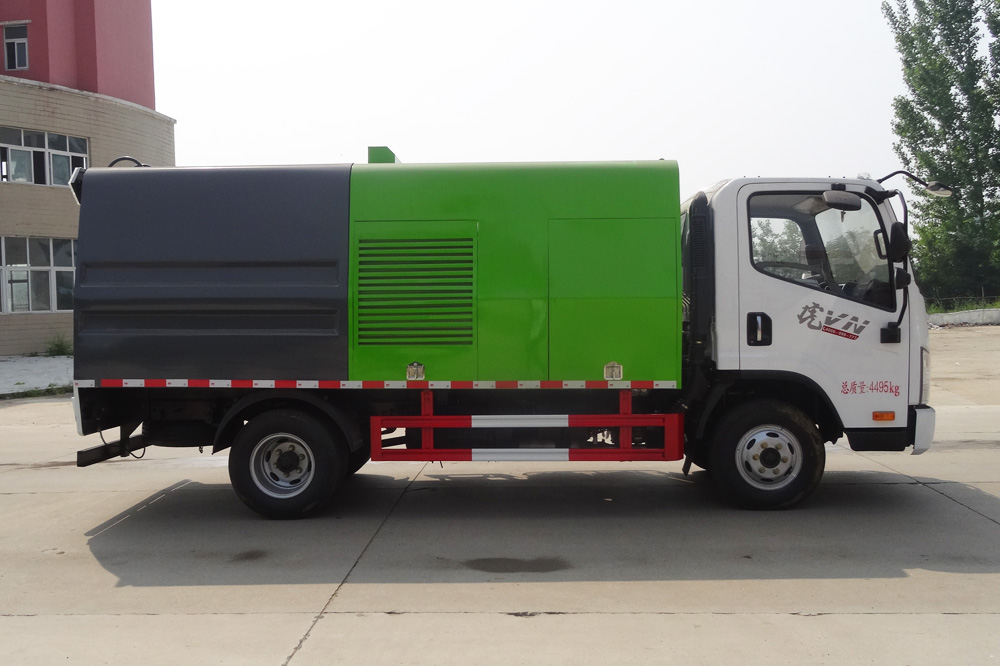 解放虎V護(hù)欄清洗車(chē)