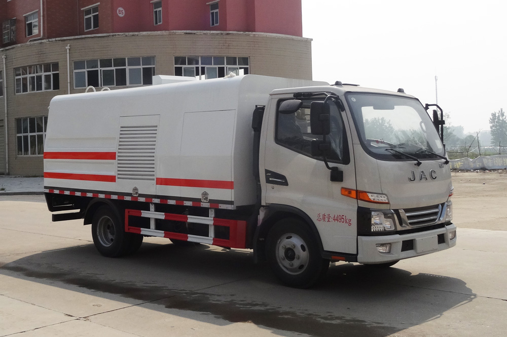 江淮駿鈴V3護(hù)欄清洗車