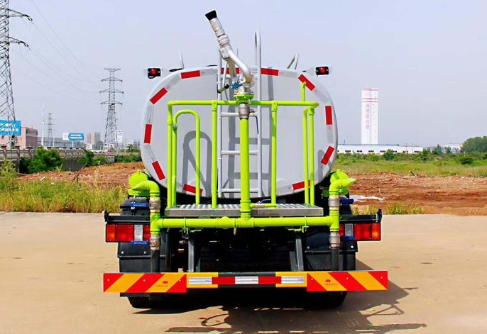 江鈴順達灑水車5方