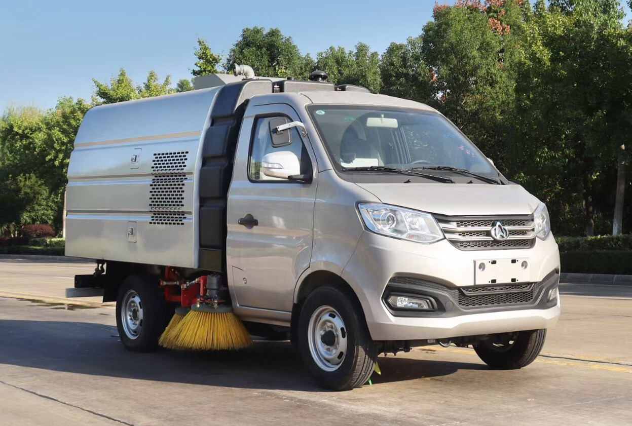 長(zhǎng)安掃路車0.5+1.5方