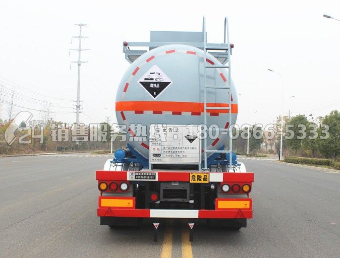 29方腐蝕性物品罐式運(yùn)輸半掛車