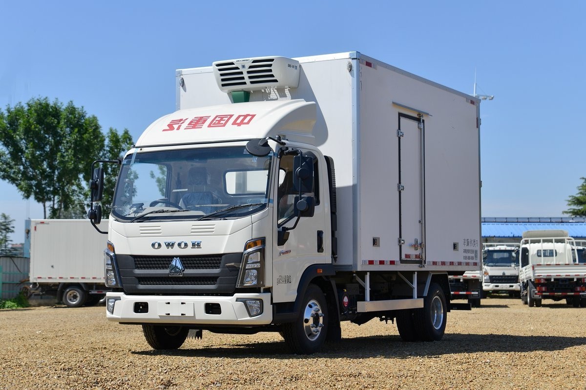 重汽HOWO冷藏車(chē)4米