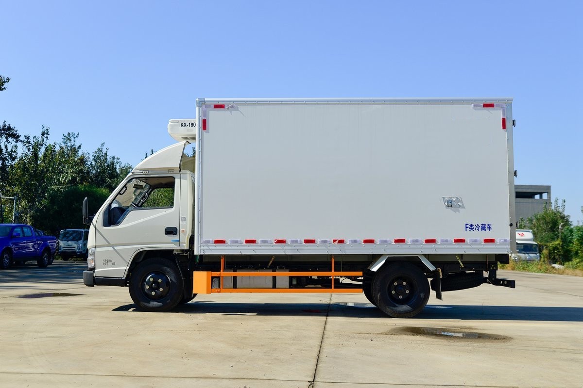 江鈴順達冷藏車3.7米