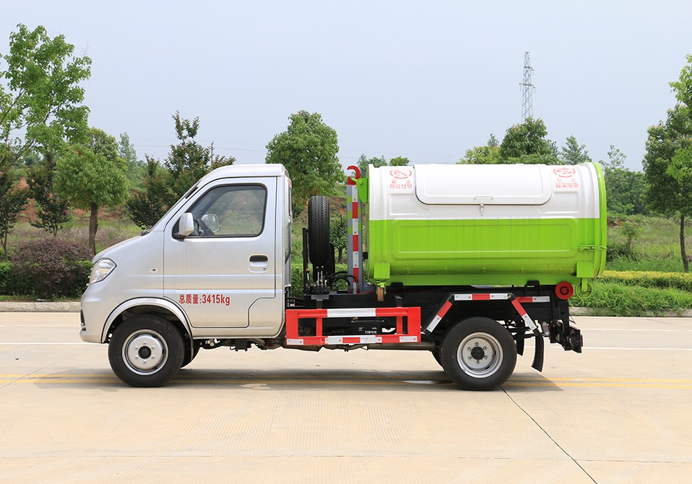 東風小康勾臂垃圾車 3方